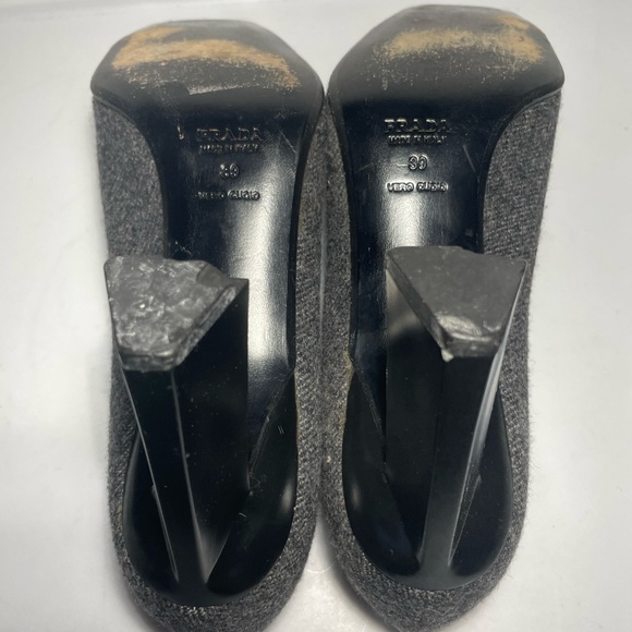 Prada charcoal gray wool pumps heels with - Picture 4 of 12